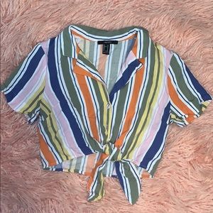 Cropped front tie collared button down